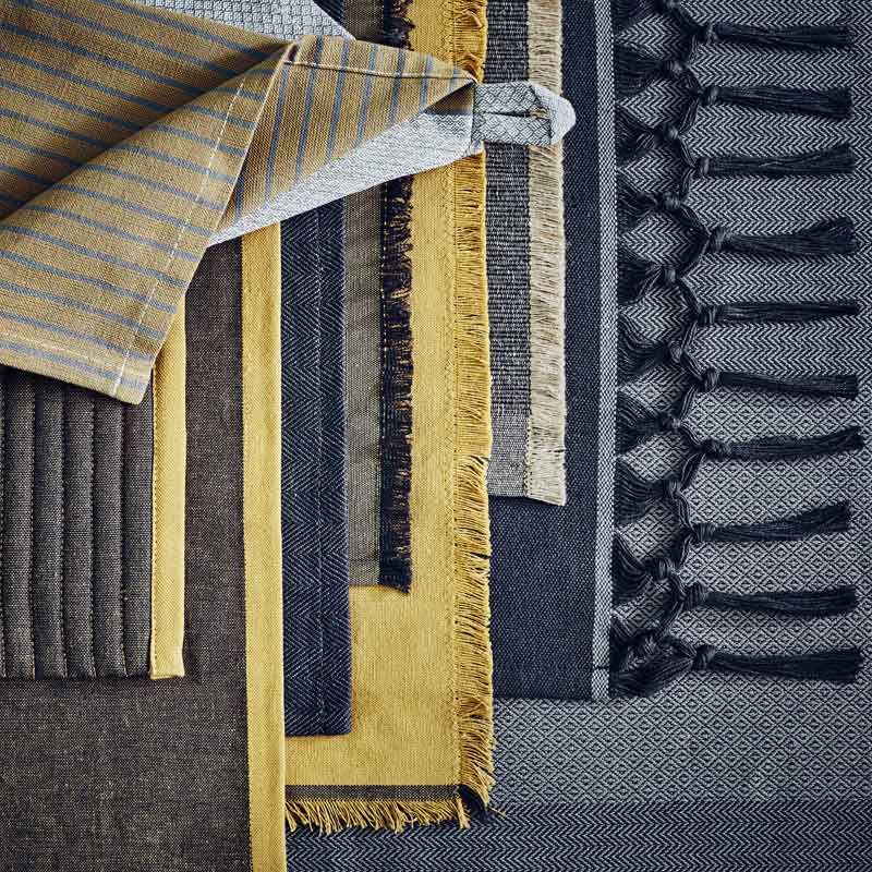 Sittning, neue Kollektion, IKEA, Möbel, Accessoires, Interieur , Interior, Inneneinrichtung, Wohnen Schöner, Esstisch, Essen, Trinken, Living, Schweden, Skandinavien, Blog, Glas, Geschirr, Holz, limitiert, Scandic