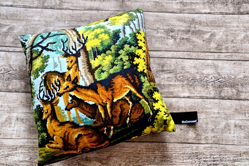 Skandinavien-Blog, Boconcept, Nordic Style, Living, Interior, Einrichtung, Design, Blog, Skandinavien, Scandic, Rehe, Hirsche, Willd, Tiger Store, Servietten, Tablett, Dose, Geschenkpapier, Pappteller, Kissen, Sets, Norwegen, Schweden, Dänemark