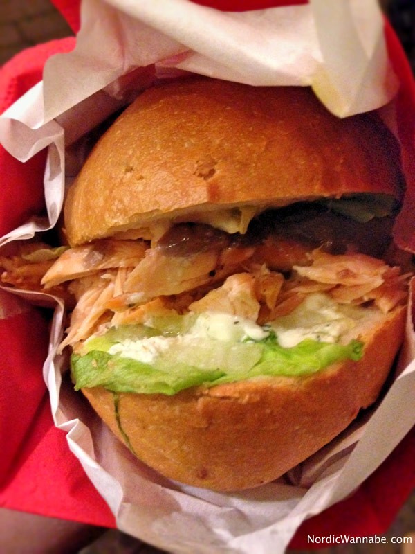 Finnisches Weihnachtsdorf, Hannover, Stuttgart, Leipzig, Flammlachs, Rentier, Elchbratwurst, Glögi, Glühwein, Weihnachtsmarkt, Wichtel, Lakritz , Elch