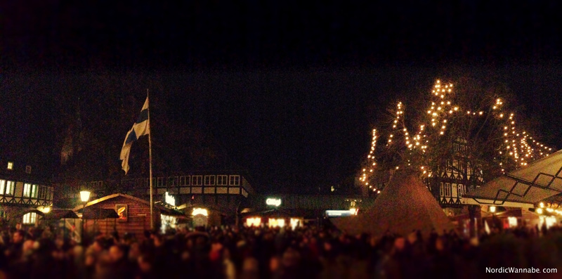 Finnisches Weihnachtsdorf, Hannover, Stuttgart, Leipzig, Flammlachs, Rentier, Elchbratwurst, Glögi, Glühwein, Weihnachtsmarkt, Wichtel, Lakritz , Elch