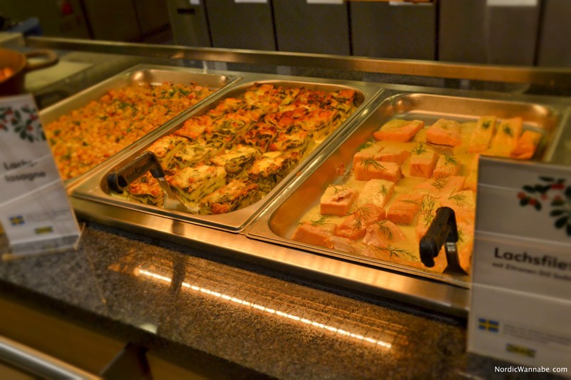 Julbord, IKEA, Schweden, Skandinavien, Blog, Lachs, Kaviar, Ei, Weihnachtsschinken, Hering, Dill, Kuchen, Milchreis, Pfefferkuchen, Köttbullar, Lachs, Softbröd, Elch