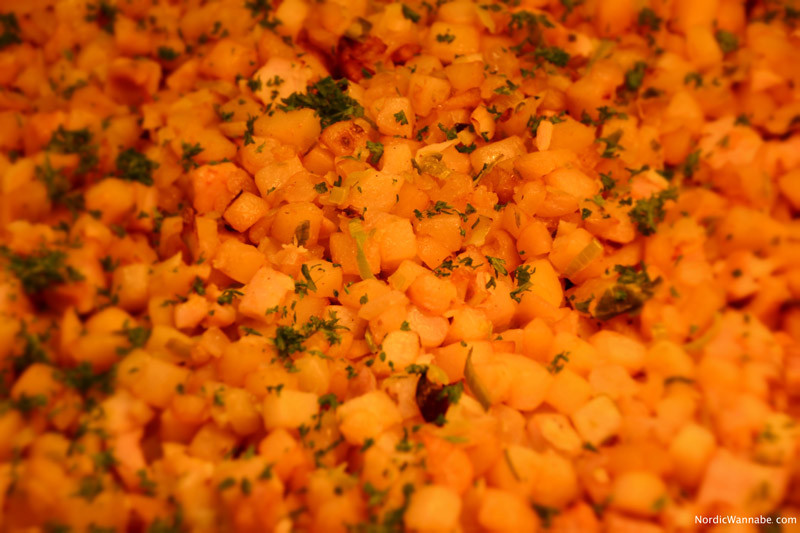 Julbord, IKEA, Schweden, Skandinavien, Blog, Lachs, Kaviar, Ei, Weihnachtsschinken, Hering, Dill, Kuchen, Milchreis, Pfefferkuchen, Köttbullar, Lachs, Softbröd, Elch