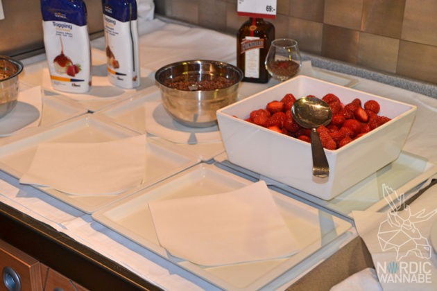 StenaLine, Stena Scandinavica, Restaurant, B&uuml;ffet, Erfahrungsbericht, autof&auml;hre, autof&auml;hren, f&auml;hrverbindung, f&auml;hre, f&auml;hre buchen, f&auml;hre G&ouml;teborg, f&auml;hre nach G&ouml;teborg, f&auml;hre kiel, f&auml;hre kiel, f&auml;hre g&ouml;teborg, f&auml;hrverbindung schweden, f&auml;hrverbindung skandinavien, kurzurlaub skandinavien, kurzurlaub schweden, kiel,, schweden urlaub, st&auml;dtereisen skandinavien, st&auml;dtereise schweden, Kiel, G&ouml;teborg