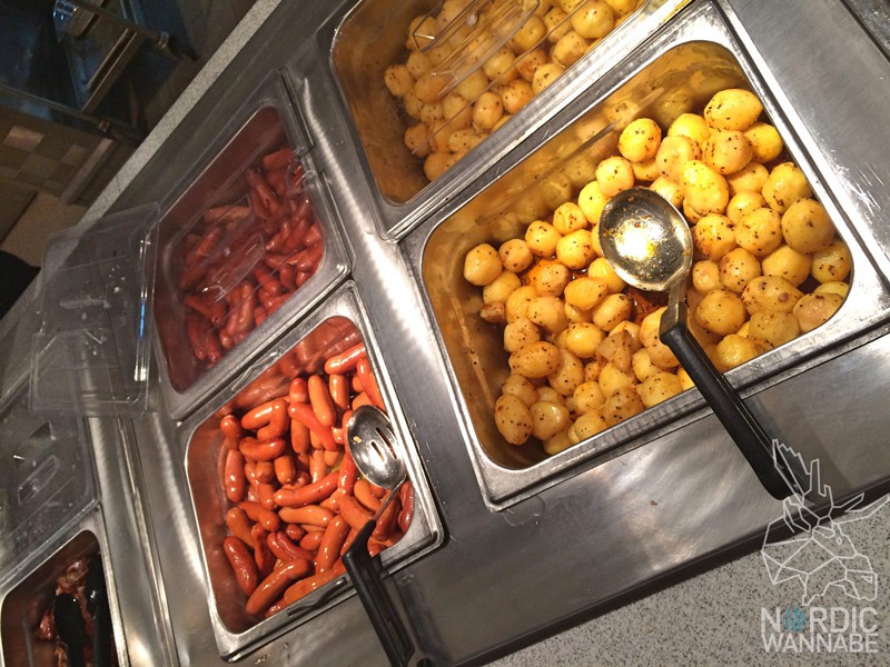 StenaLine, Stena Scandinavica, Restaurant, Büffet, Erfahrungsbericht, autofähre, autofähren, fährverbindung, fähre, fähre buchen, fähre Göteborg, fähre nach Göteborg, fähre kiel, fähre kiel, fähre göteborg, fährverbindung schweden, fährverbindung skandinavien, kurzurlaub skandinavien, kurzurlaub schweden, kiel,, schweden urlaub, städtereisen skandinavien, städtereise schweden, Kiel, Göteborg