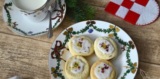 Dänische Beerenschnitten, Royal Copenhagen, Royal Kopenhagen, Weihnachtsgeschirr, Porzellan, Weihnachtsmuster, Dänemark, Living, Tischkultur, Lothar John, Hannover, Skandinavien, dänisches Design, Wo finde ich, Dänisches Geschirr, Tasse, Teller