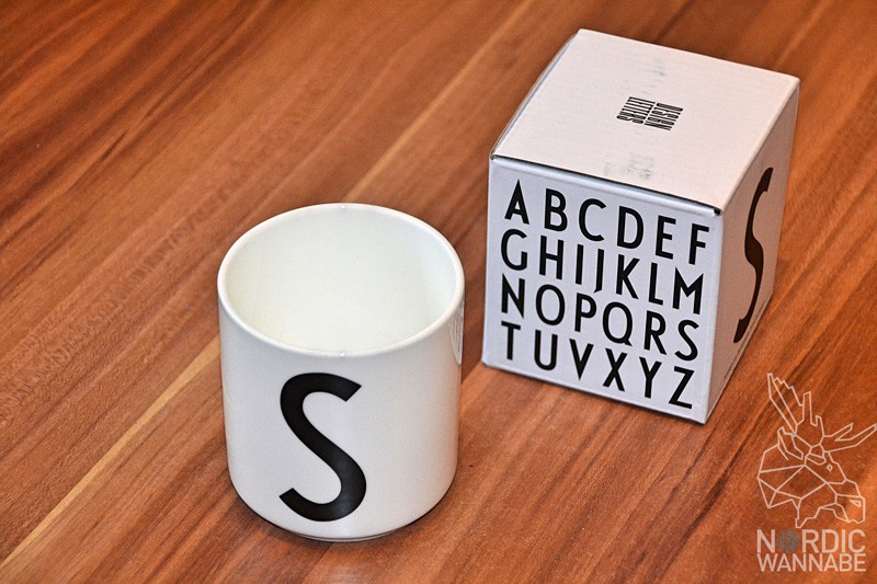 Design Letters, Designletters, Skandijavien, Dänemark, Becher mit Buchstabe, Geschenk-Ideen aus Skandinavien, Blog, Lothar John Tisch Kultur