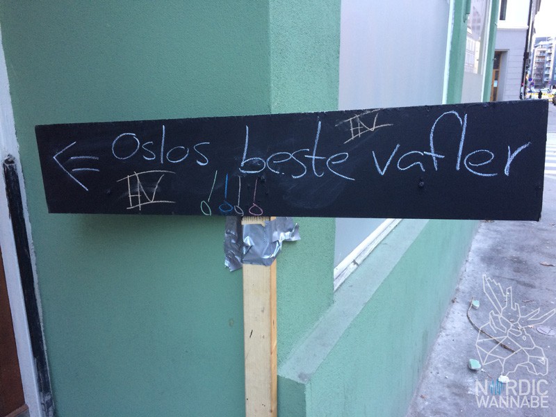 günstig Essen in Oslo, Günstiger Imbiss, Oslo, Norwegen, Fastfood, billig, Norwegische Hauptstadt, Burger, Waffeln ,Beste Waffeln Norwegen, Beste Waffeln Oslo, Metalls, Grünerlokka, Szene, lecker, Blog