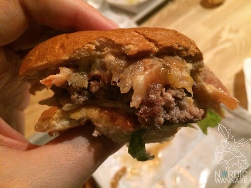 günstig Essen in Oslo, Günstiger Imbiss, Oslo, Norwegen, Fastfood, billig, Norwegische Hauptstadt, Burger, Waffeln ,Beste Waffeln Norwegen, Beste Waffeln Oslo, Metalls, Grünerlokka, Szene, lecker, Blog