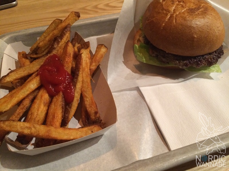 günstig Essen in Oslo, Günstiger Imbiss, Oslo, Norwegen, Fastfood, billig, Norwegische Hauptstadt, Burger, Waffeln ,Beste Waffeln Norwegen, Beste Waffeln Oslo, Metalls, Grünerlokka, Szene, lecker, Blog