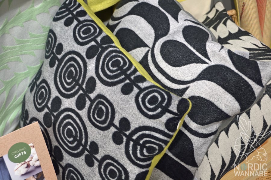 Trends aus Schweden, schwedisches Design, Skandinavien, Taschen, Enter Ambiente, Garden Glory, Wildlife Garden, Pappelina, Circus Lampan, NUD Collection, Ekelund, Mumins, Moomins, Handtücher, Decken, Klippan,