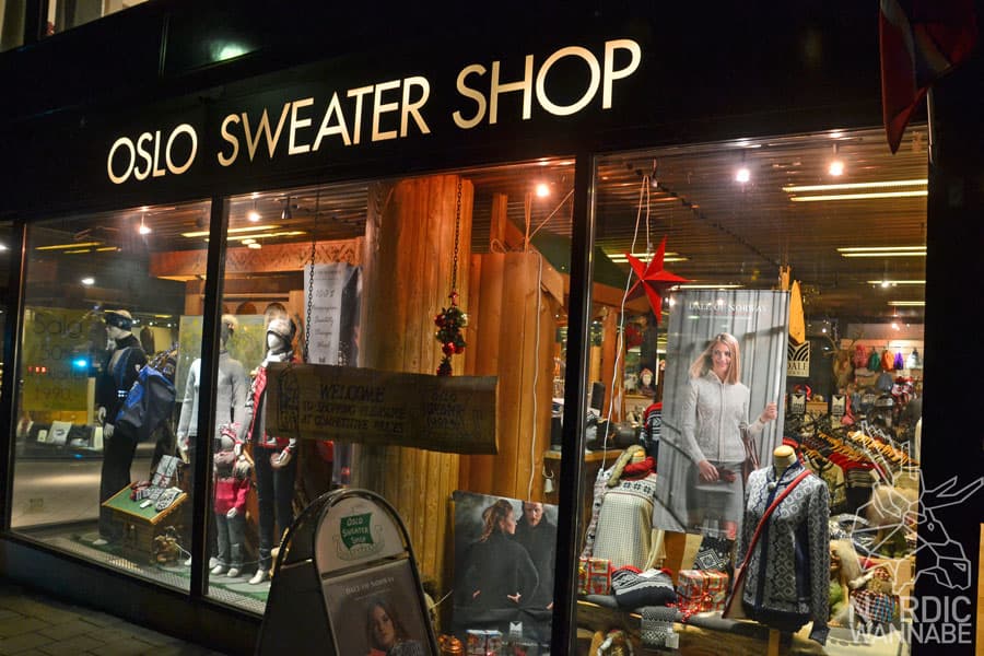 Radisson Blu Scandinavia, Souvenirs aus Oslo, Oslo Sweatershop, Souvenirläden, Norwegen, Skandinavien, Blog, Elche, Trolle, Norwegerpullover, Norwegerpulli, Norwegen-Pullover, Handschuhe, Magnete, Trolle, Norwegenmuster, Norwegermuster, Marius, Dale of Norway, Becher, Gläser, Stoffelch,