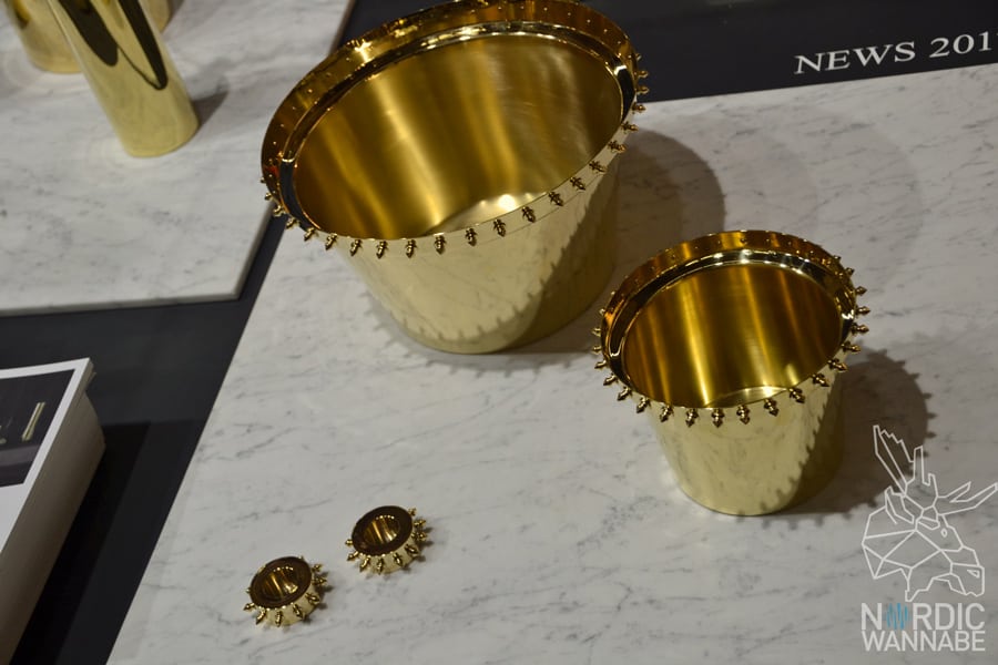 Skultuna, Gold, Edel, Neuheit, Ambiente, Frankfurt, Schweden, Tradition, schwedisch, Kerzenhalter, Punk, Skandinavien ,Interior, BlogSkultuna, Gold, Edel, Neuheit, Ambiente, Frankfurt, Schweden, Tradition, schwedisch, Kerzenhalter, Punk, Skandinavien ,Interior, Blog