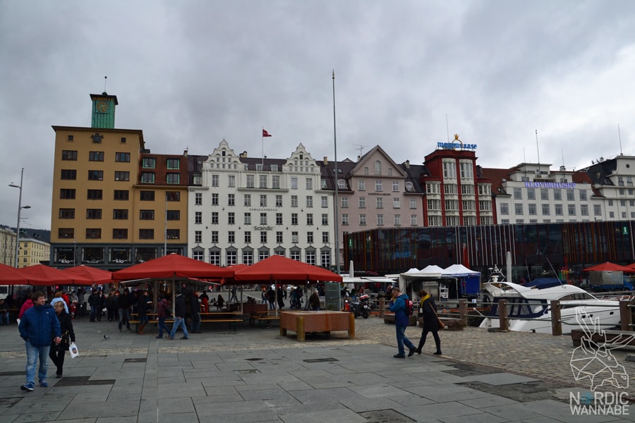 Bergen, Norwegen, Skandinavien, Blog, Bryggen, Fjord, White Lady, Fischmarkt, Fløibanen, Fløibahn, Kreuzfahrt, Sehenswürdigkeiten, Edvard Grieg, Café,