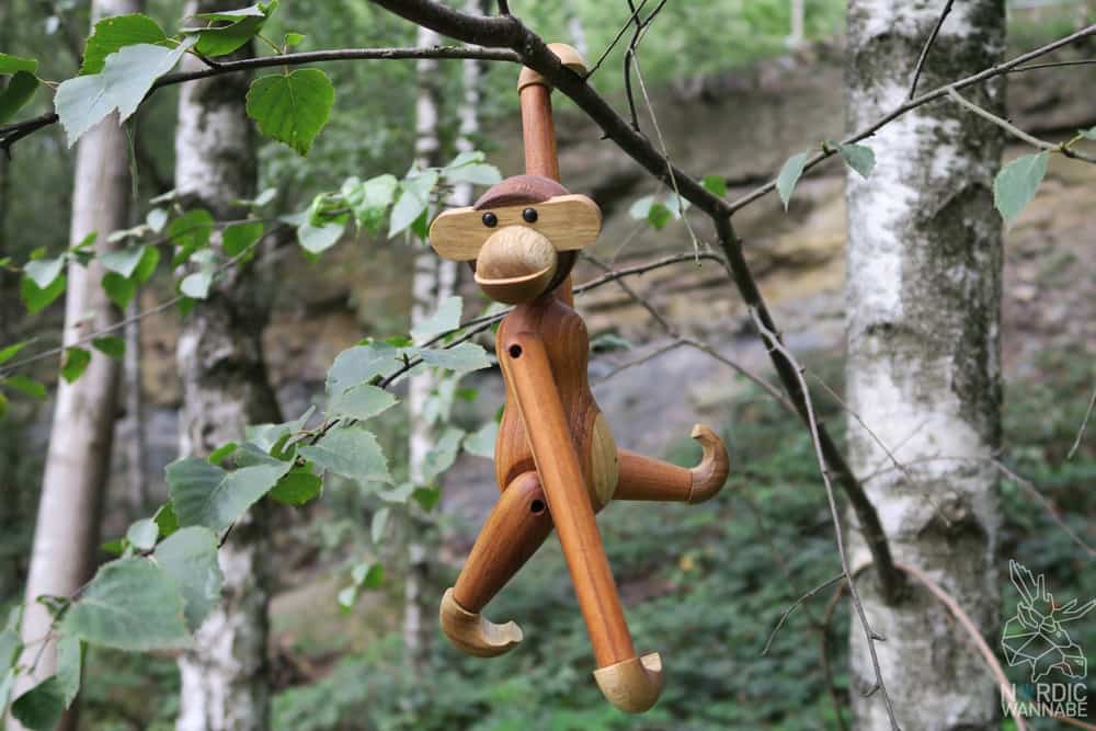 Hygge Natur, Badeöl, Badekristalle, Skandinavien Blog, Natur, Wald, Bäume, Fichten, Kiefern, Badewanne, Handcreme, Wood, Vasen, Flaschen, DIY, Das geheime Leben der Bäume, Skandinavien, Dänemark, Natur nach Hause holen