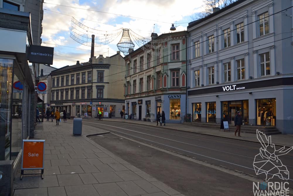 Oslo, Norwegen, Norwegen Blog, Reisetipps, Shopping, Einkaufen, Monika, H&M, COS; Tiger of Sweden, Pur Norsk, HAY, Sostrene Gerne, Tiger, Weekday, Samsø Samsø, Ecco, Skandinavische Marken, Skandinavische Fashionbrands, Schweden, Finnland, Marimekko, Tiger of Sweden, Kähler, Skandinavien, Skandiblog, Oslo Majorstuen 