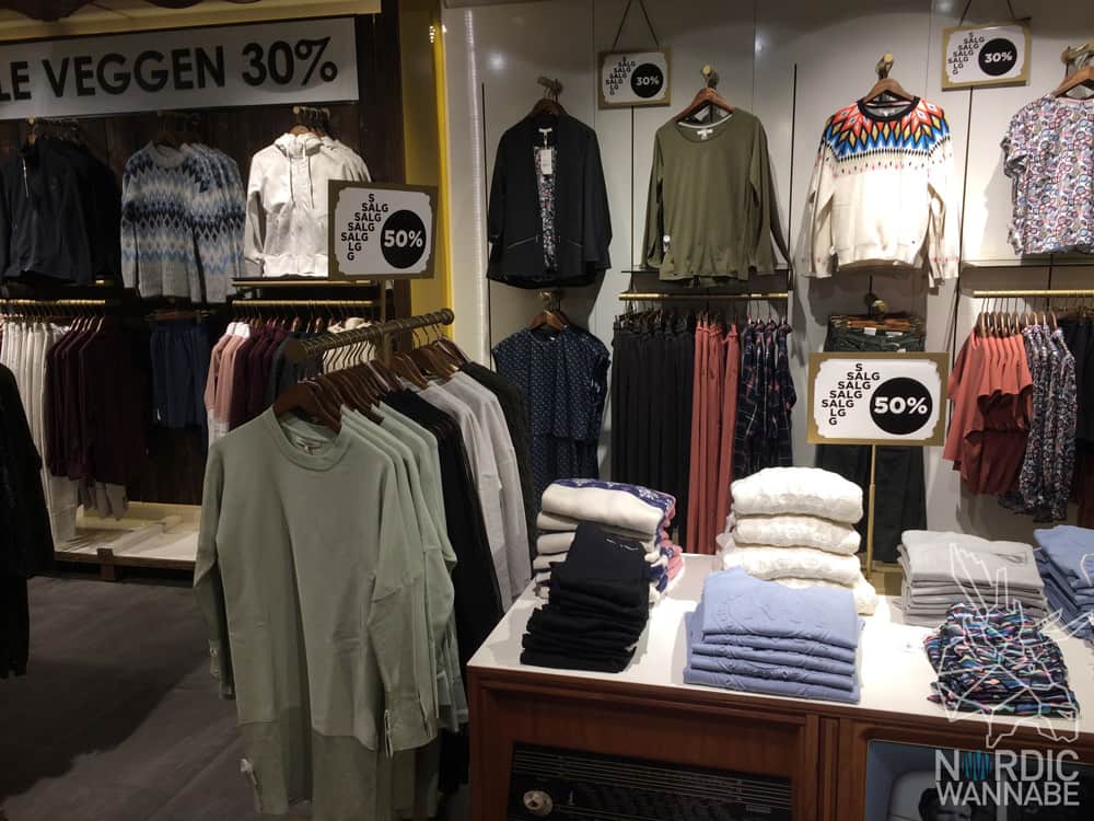 Oslo, Norwegen, Norwegen Blog, Reisetipps, Shopping, Einkaufen, Monika, H&M, COS; Tiger of Sweden, Pur Norsk, HAY, Sostrene Gerne, Tiger, Weekday, Samsø Samsø, Ecco, Skandinavische Marken, Skandinavische Fashionbrands, Schweden, Finnland, Marimekko, Tiger of Sweden, Kähler, Skandinavien, Skandiblog