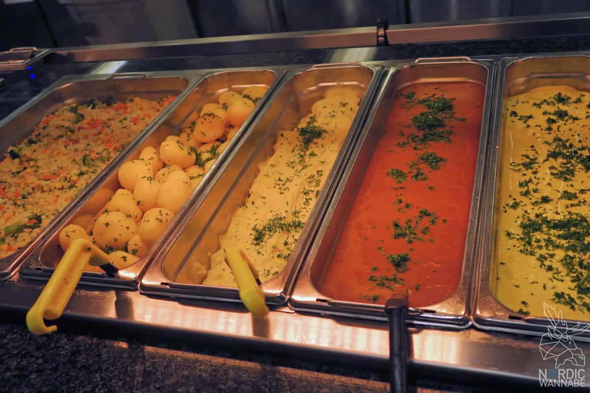 schwedische Krebsfest, Krebse, Schweden, IKEA, IKEA Osnabrück, Lachs, Garnelen, Kräftskiva, Schnapslieder, Köttbullar, Blog, Schweden, Erfahrungen, Möbelschwedische Krebsfest, Krebse, Schweden, IKEA, IKEA Osnabrück, Lachs, Garnelen, Kräftskiva, Schnapslieder, Köttbullar, Blog, Schweden, Erfahrungen, Möbel