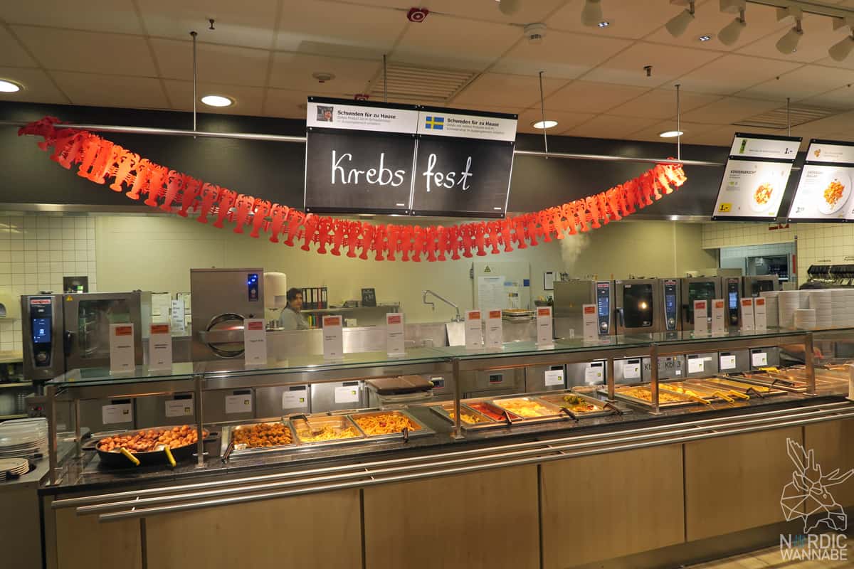 schwedische Krebsfest, Krebse, Schweden, IKEA, IKEA Osnabrück, Lachs, Garnelen, Kräftskiva, Schnapslieder, Köttbullar, Blog, Schweden, Erfahrungen, Möbel