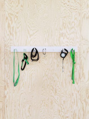 IKEA LURVIG - M&ouml;bel f&uuml;r Hunde und Katzen , Hundesofa, Katzensofa, Kratzbaum, Napf, Hundeleine, Hundedecke, Hundekissen, Transporttasche, Katze, Hunde, H&ouml;hle, Hundem&ouml;bel, Schweden, Klippan, Hundebett, Katzenspielzeug, Hundespielzeug, schwedisch, Blog, K&ouml;rbchen