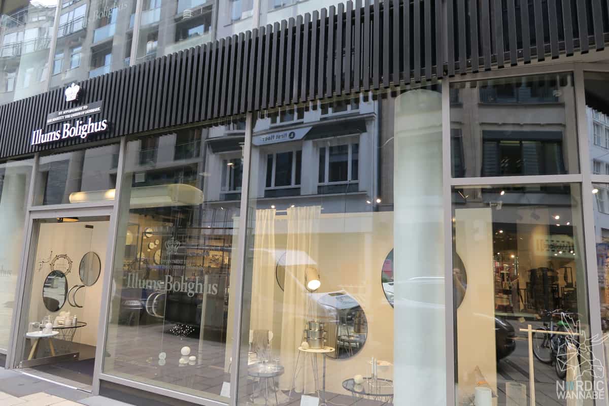Illums Bolighus, Hamburg, Shopping, Hygge Kaufhaus, Design,Skandinavien, Schweden, Norwegen, Dänemark, iittala, marimekko, Design House Stockholm, Royal Copenhagen, Design Letters, La Bruket, Tromborg, Lakrids, Kay Bojesen, Kähler, Stelton, Holmegaard, Louis Poulsen, Royal Copenhagen, Fritz Hansen, Normann Copenhagen, BY Lassen, Skandinavisk, Architectmade, Rains, Lucie Kaas, Hoptimist, Georg Jensen, Finnland, finnisches Design, schwedisches Design, dänisches Design, Neuer Wall, Hamburg Shopping, Einkaufen, Store, Shop, Laden, Illums Bolighus, Hamburg, Shopping, Hygge Kaufhaus, Design,Skandinavien, Schweden, Norwegen, Dänemark, iittala, marimekko, Design House Stockholm, Royal Copenhagen, Design Letters, La Bruket, Tromborg, Lakrids, Kay Bojesen, Kähler, Stelton, Holmegaard, Louis Poulsen, Royal Copenhagen, Fritz Hansen, Normann Copenhagen, BY Lassen, Skandinavisk, Architectmade, Rains, Lucie Kaas, Hoptimist, Georg Jensen, Finnland, finnisches Design, schwedisches Design, dänisches Design, Neuer Wall, Hamburg Shopping, Einkaufen, Store, Shop, Laden, 