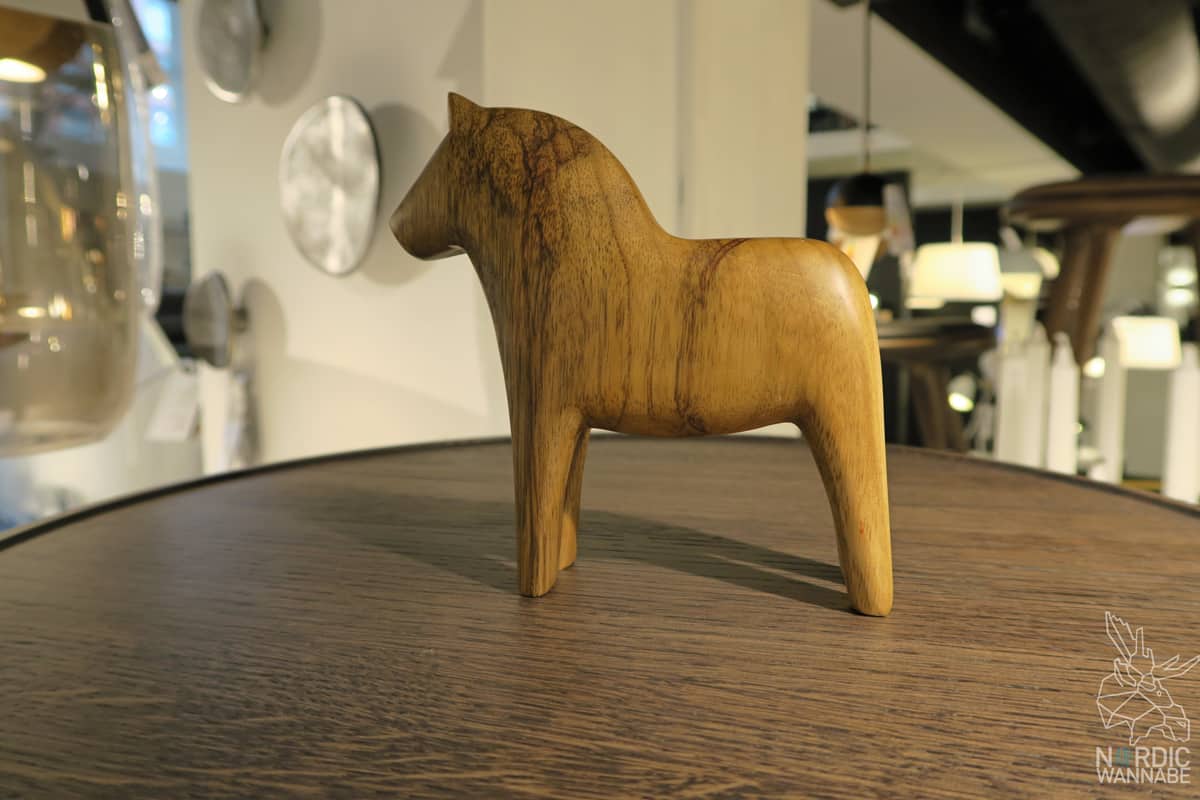 Illums Bolighus, Hamburg, Shopping, Hygge Kaufhaus, Design,Skandinavien, Schweden, Norwegen, Dänemark, iittala, marimekko, Design House Stockholm, Royal Copenhagen, Design Letters, La Bruket, Tromborg, Lakrids, Kay Bojesen, Kähler, Stelton, Holmegaard, Louis Poulsen, Royal Copenhagen, Fritz Hansen, Normann Copenhagen, BY Lassen, Skandinavisk, Architectmade, Rains, Lucie Kaas, Hoptimist, Georg Jensen, Finnland, finnisches Design, schwedisches Design, dänisches Design, Neuer Wall, Hamburg Shopping, Einkaufen, Store, Shop, Laden,