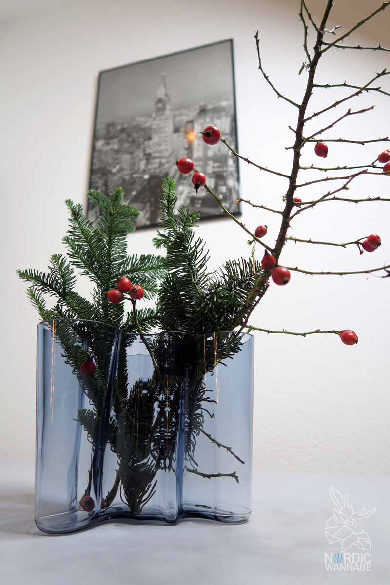 Iittala, Geschirr, Glas, Finnland, finnisches Design, Weihnachten, Skandinavisches Design, Hygge, Gemütlich, Alvar Aalto, Teelichter, Vasen, Teller, finnische Marke, Tassen, Keksdosen, skandinavische Weihnachtsdeko