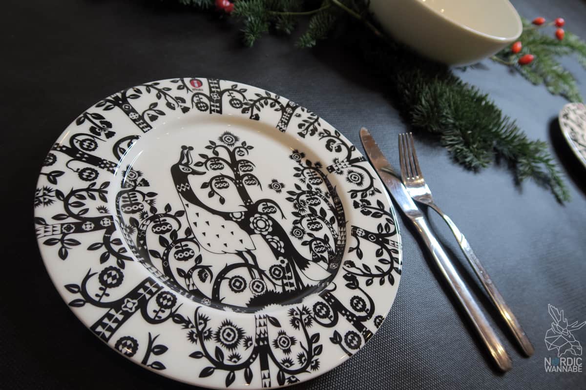 Iittala, Geschirr, Glas, Finnland, finnisches Design, Weihnachten, Skandinavisches Design, Hygge, Gemütlich, Alvar Aalto, Teelichter, Vasen, Teller, finnische Marke, Tassen, Keksdosen, skandinavische Weihnachtsdeko