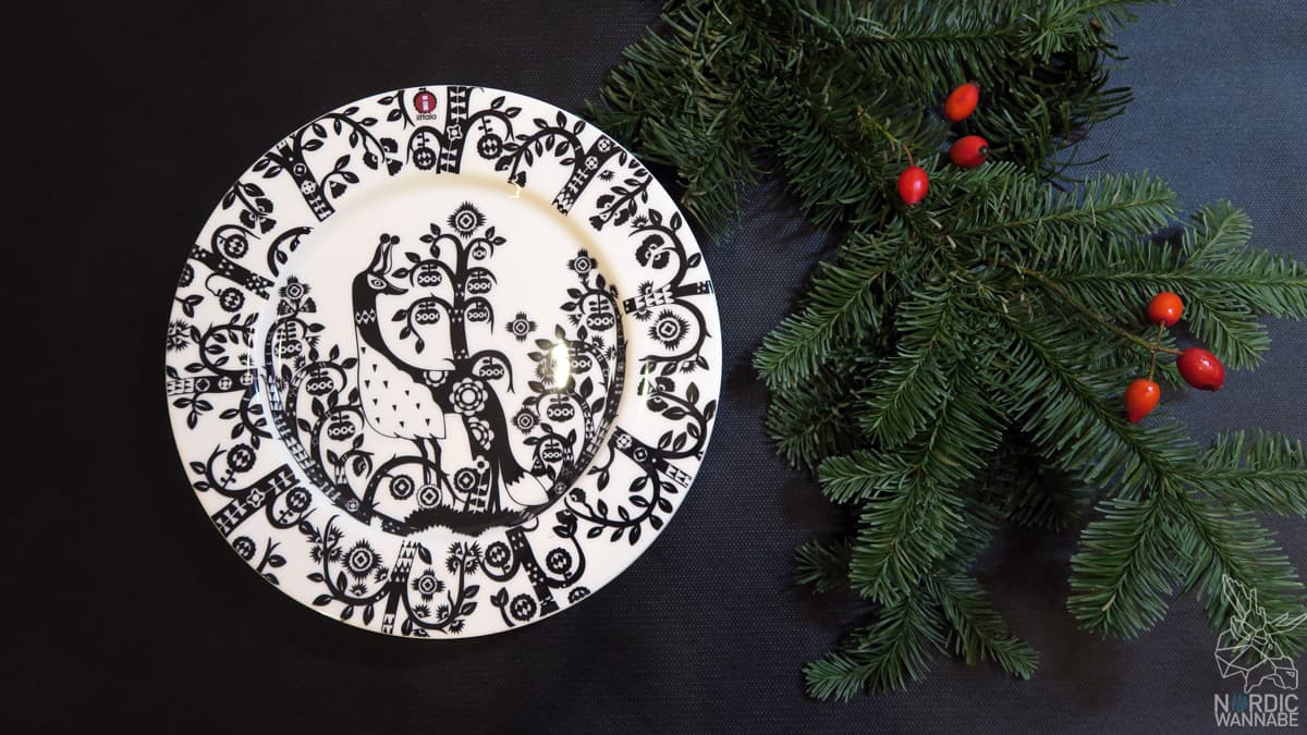 Iittala, Geschirr, Glas, Finnland, finnisches Design, Weihnachten, Skandinavisches Design, Hygge, Gemütlich, Alvar Aalto, Teelichter, Vasen, Teller, finnische Marke, Tassen, Keksdosen, skandinavische Weihnachtsdeko