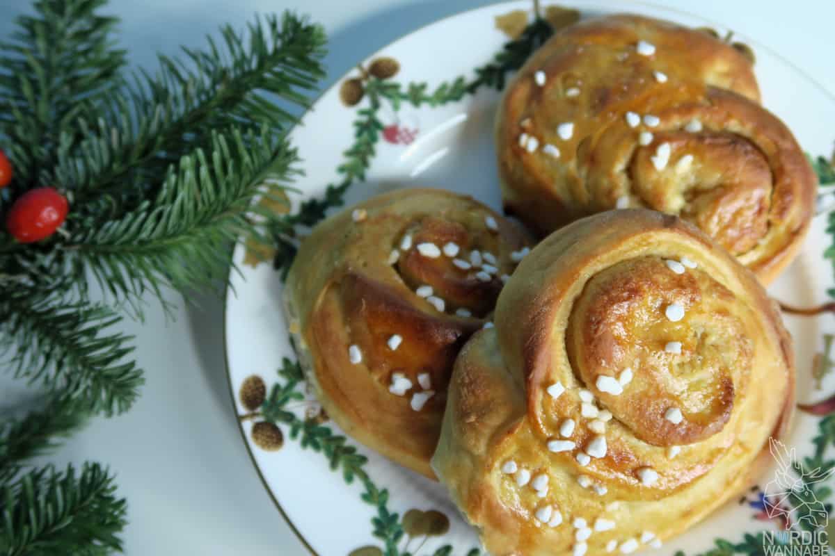 Schwedische Zimtschnecken, Blaubeerschnecken, Marzipan, Hagelzucker, Schweden, Fika, schwedisches Gebäck, Rezept, 