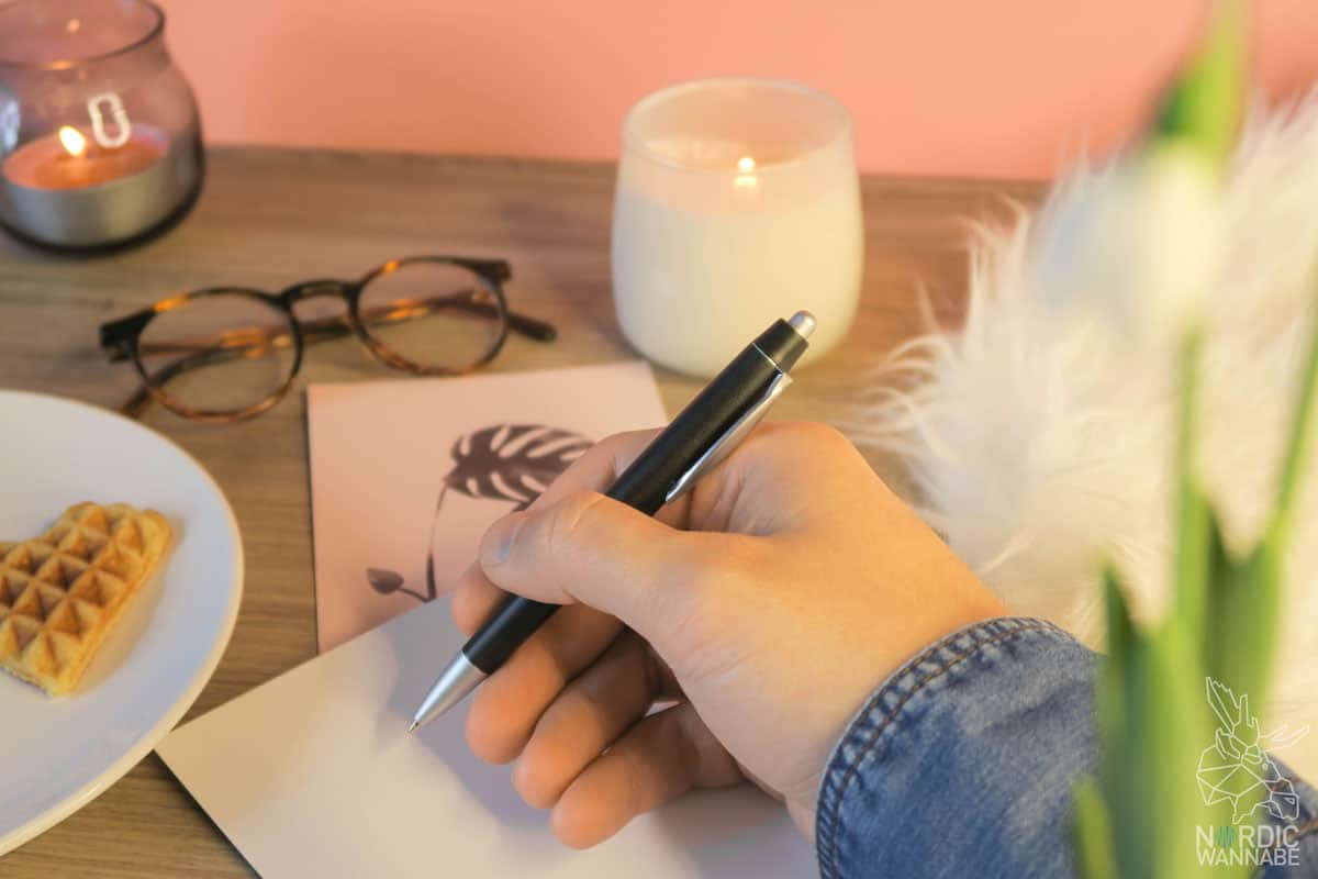 Kerzen, Decken, Playlist, Serien, Waffeln, Hygge, Was ist Hygge, hyggelig, Valentinstag, DIY, Rezepte, Dänemark, Skandinavien, Blog, Definition Hygge