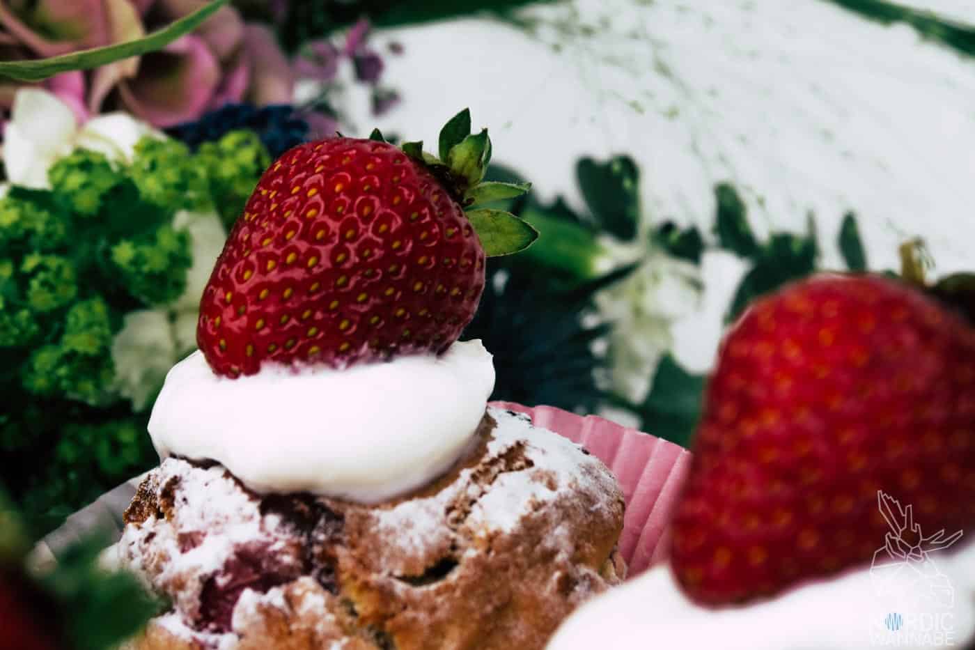 Mittsommer-Rezept, Erdbeermuffins, Schweden, Skyr Muffins, Midsommar