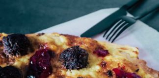 Köttbullar-Flammkuchen, Rezept, Schweden, Köttbullar, Fleischbällchen, Flammkuchen