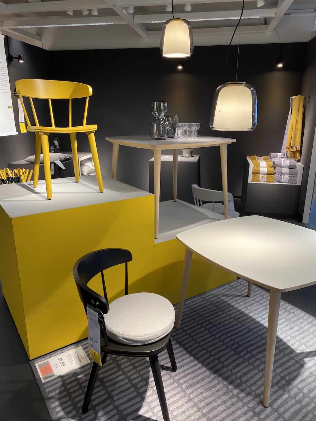 Ergonomische Möbel im Skandi Stil, IKEA, OMTÄNKSAM