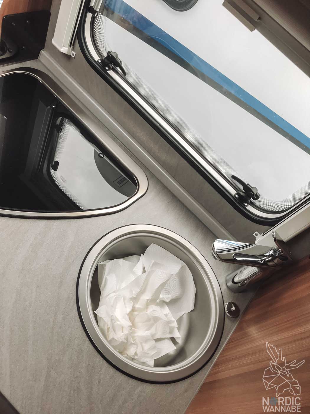 Weinsberg teilintegriertes Wohnmobil mieten