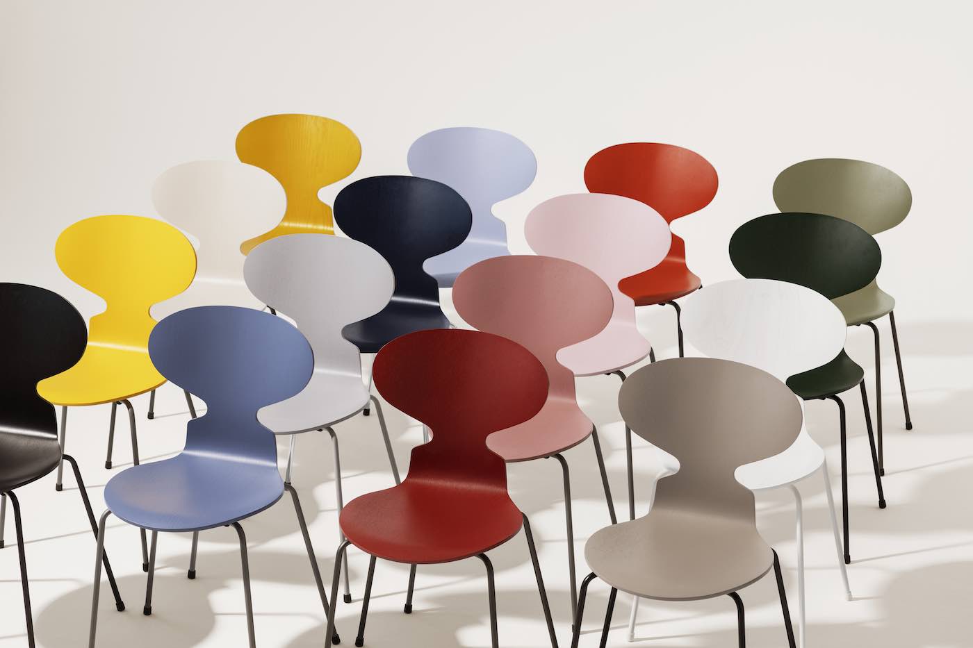 Arne Jacobsen Stuhl, neue Farbe, Ant, Series 7, Grand Prix, Arne Jacobsen, Dänisches Design, Klassiker