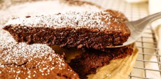 Kladdkaka, Schwedischer Schokokuchen, Schwedischer Schokoladenkuchen, Saftiger Schokokuchen, Rezept aus Schweden