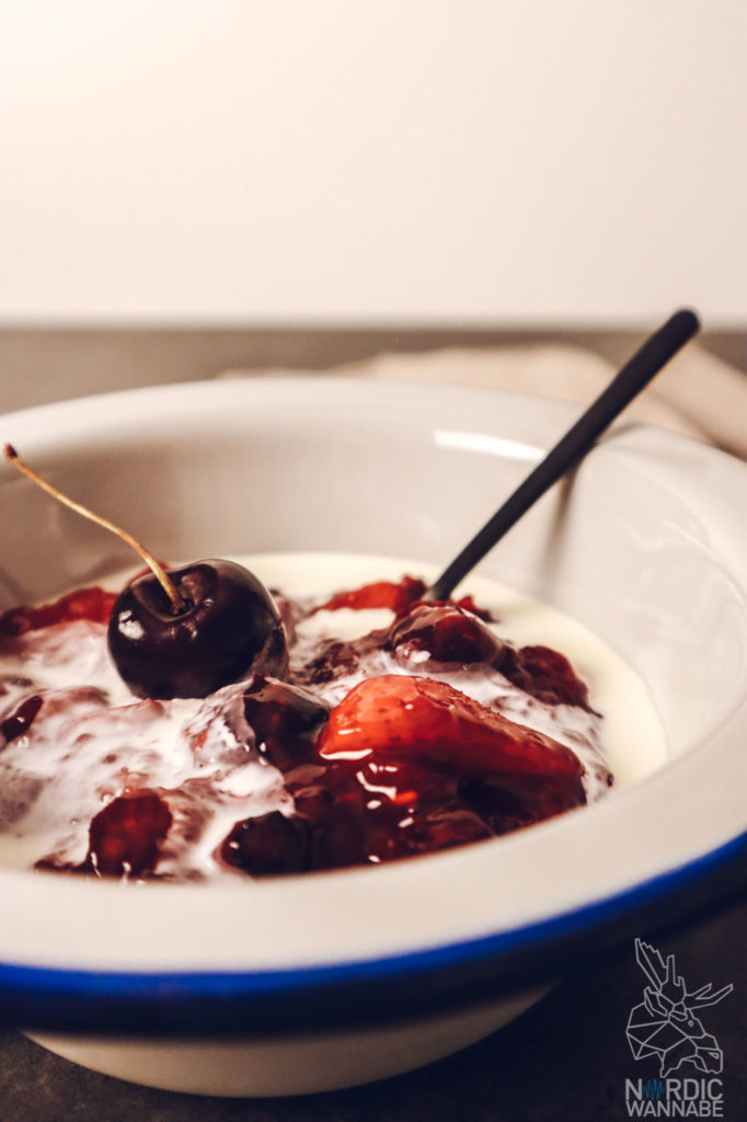 Dänische rote Grütze, rote Grütze selber machen, Dänische Rezepte, Dänisches Essen, Nordic Foodporn