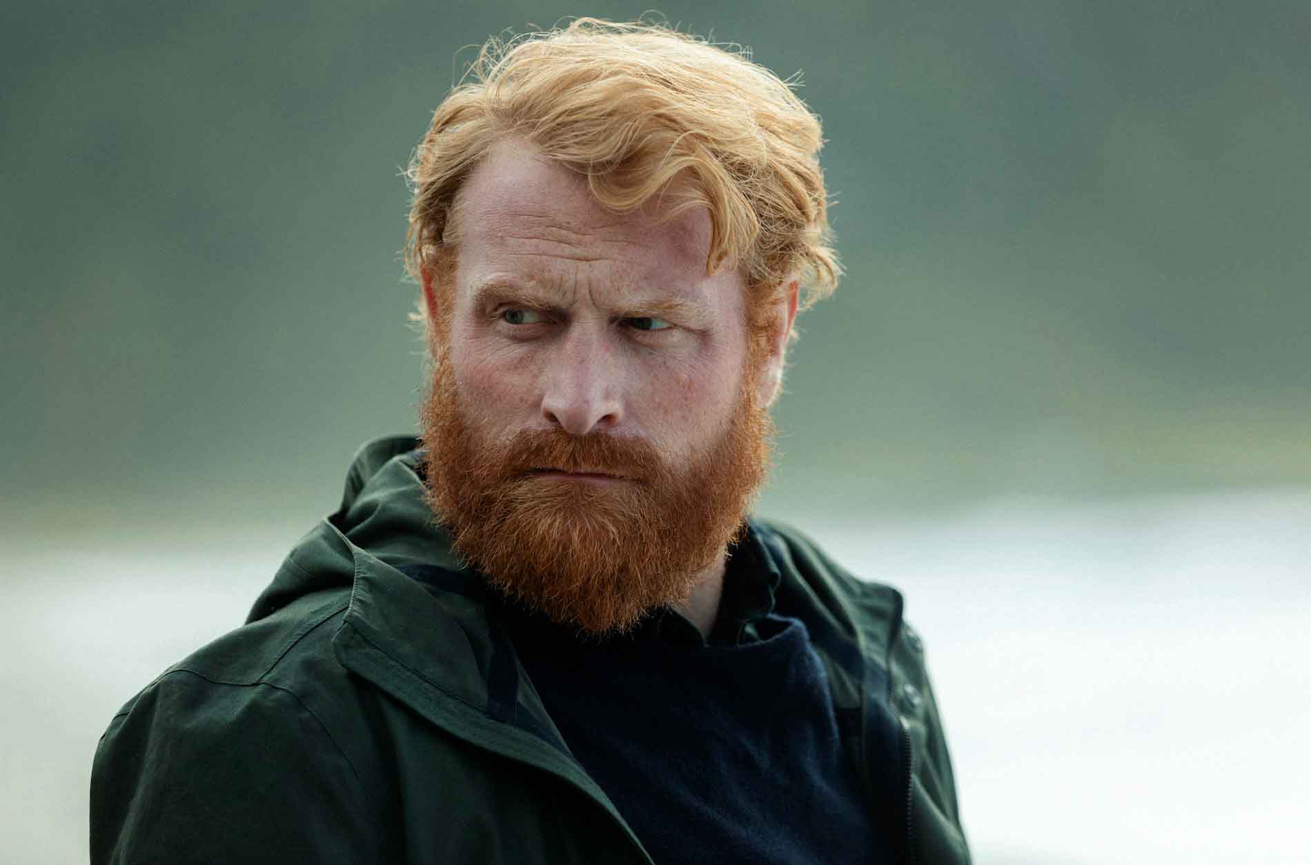 Norwegische Serie, Twin, Lofoten, Norwegen, Surfer, Game of Thrones