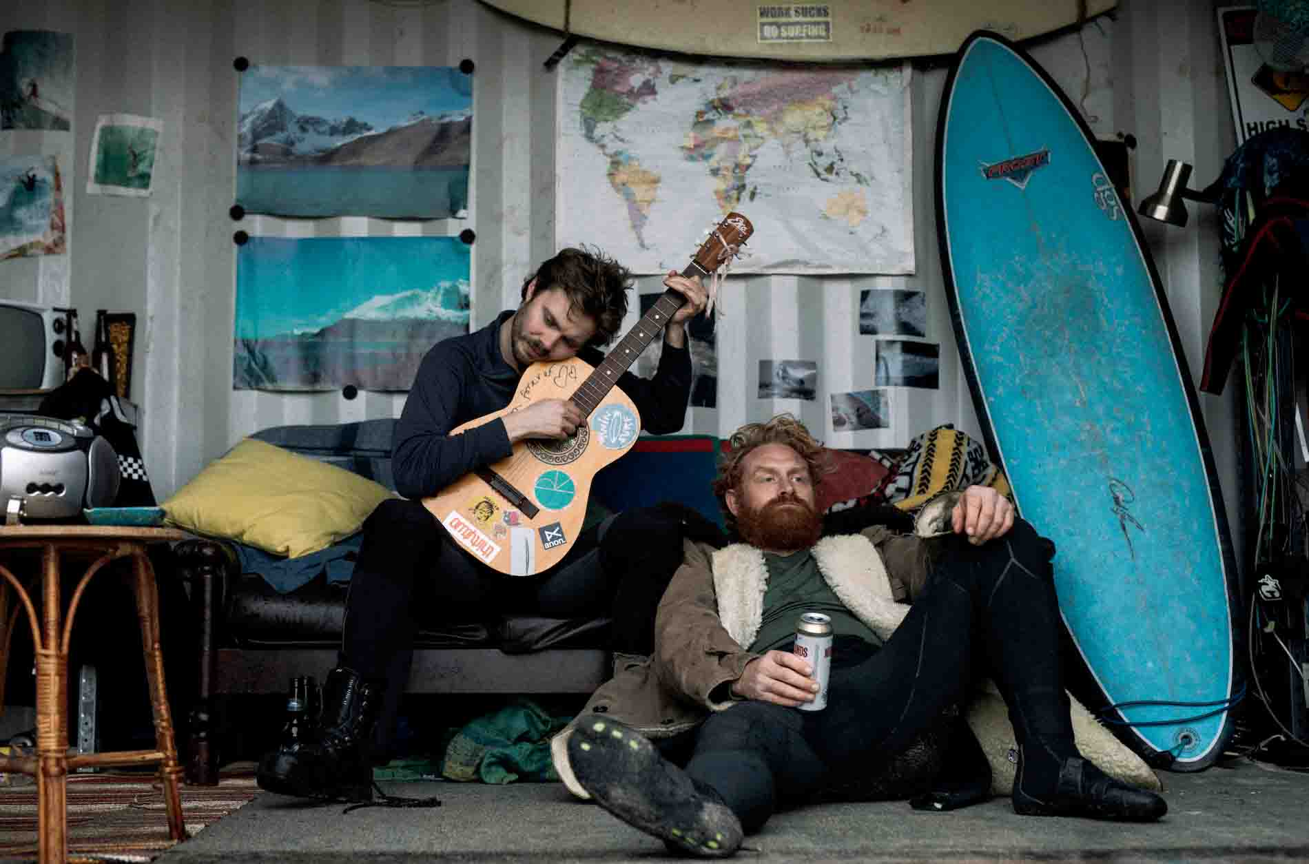 Norwegische Serie, Twin, Lofoten, Norwegen, Surfer, Game of Thrones