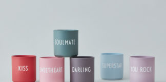 Design Letters Becher neu, Dänisches Design von Arne Jacobsen