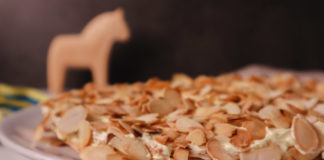 Schwedische Mandeltorte, Rezepte aus Schweden, schwedische mandeltorte schwedischer mandelkuchen ikea mandeltorte mandel torte ikea schwedische mandeltorte rezept schwedische nusstorte schwedische mandeltorte ikea almondy mandeltorte schwedische mandeltorte thermomix schwedische mandeltorte kaufen schwedische mandeltorte sally