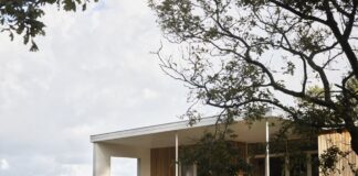 Sitzbank aus Teakholz